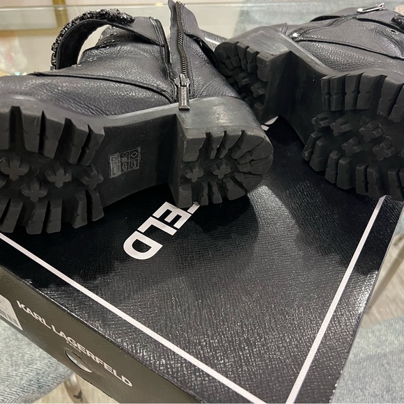 Karl Lagerfeld Paris “Pippa” black pebbled leather combat boots, size 7 - Picture 3 of 4